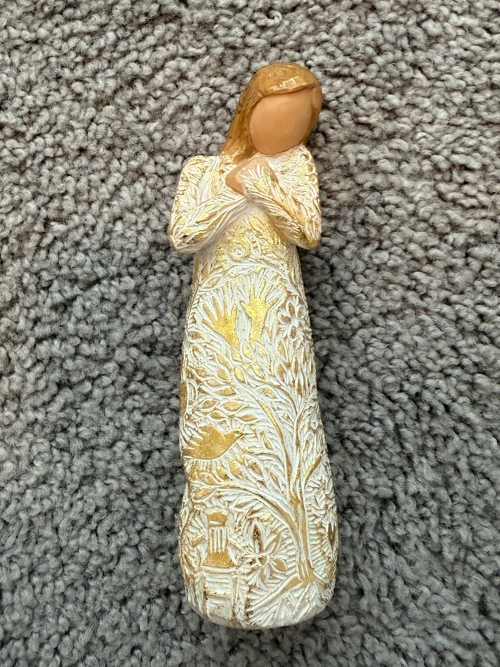 Willow Tree Tapestry Carved Angel by Susan Lordi